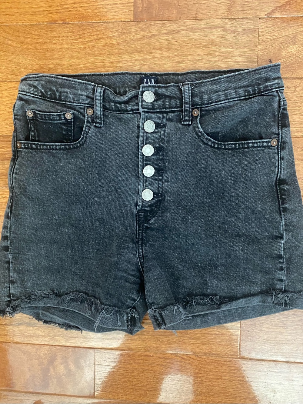 GAP High Rise Button Fly Denim Shorts Raw Hem Black Wash Size 28